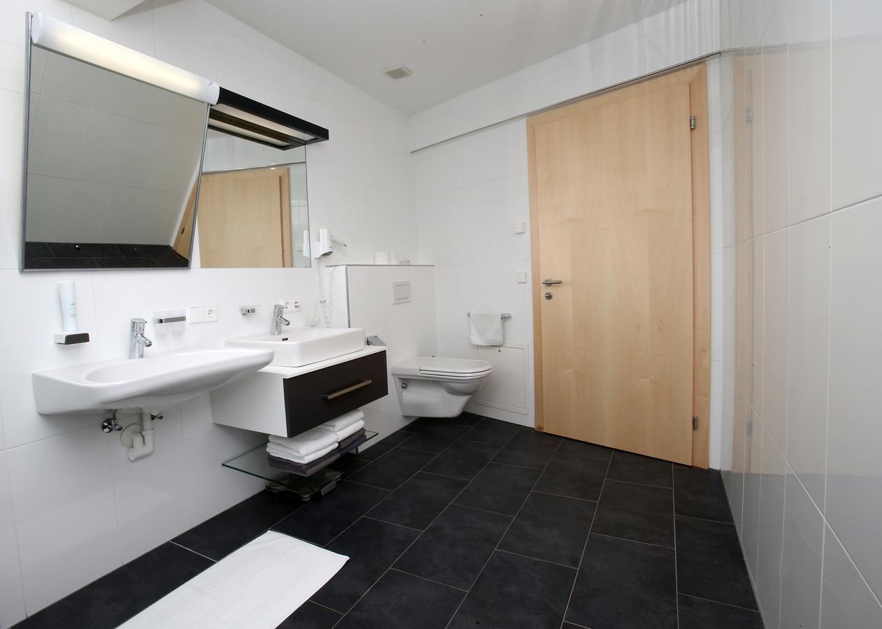 **** Panorama Apartments Matrei in Osttirol Kültér fotó