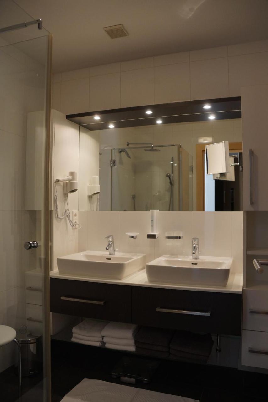 **** Panorama Apartments Matrei in Osttirol Kültér fotó